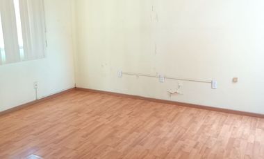 Casa en Venta Esquina en Jardines del Bosque con Excelente Ubicación