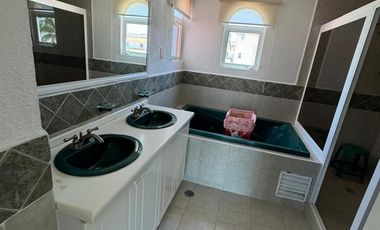 EN VENTA VILLA EN ACAPULCO DIAMANTE DESARROLLO VILAS PLAYA DIAMANTE MUY CERCA DE LA PLAYA