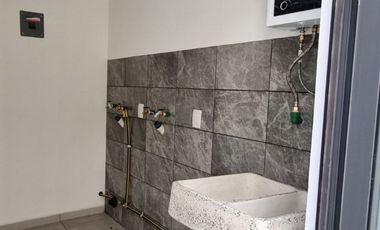 RENTA UN HERMOSO DEPARTAMENTO EN PLANTA BAJA Y DIFRUTA DEL MEJOR AMBIENTE EN ZONA ESMERALDA, SAN MATEO ATENCO