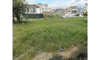 LOTE DE 368 MTS2 VENDO, BARRIO LAS MERCEDES, PALMIRA-COLOMBIA