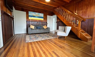 Casa en Venta en Algarrobo con Piscina y Gran Terreno