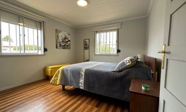 Casa en Venta en Algarrobo con Piscina y Gran Terreno