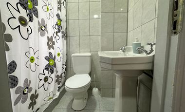 Casa en Venta en Algarrobo con Piscina y Gran Terreno