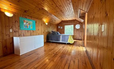 Casa en Venta en Algarrobo con Piscina y Gran Terreno