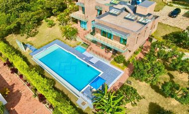 ALQUILO EXCLUSIVA FINCA EL DANUBIO LLAMANOS 📞📞👉 AL3007778667  DISPONIBLE PARA TEMPORADA Y VACACIONES.