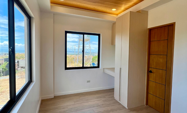 For Sale: Corner House with wide view of Laguna de Bay at Monteverde Royale Executive Village, Taytay, Rizal