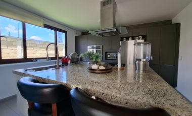 CASA EN VENTA EN RESIDENCIAL RANCHO EL MESON CALIMAYA