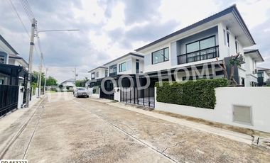 Twin house, Britannia Village, Kookot Station, Pathum Thani, near BTS Kookot