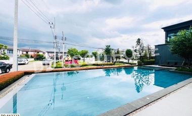 Twin house, Britannia Village, Kookot Station, Pathum Thani, near BTS Kookot