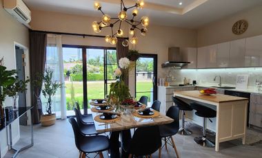 Seaside pool villa for sale! 3 bed 2 bath Salt pool, fully furnished, Ready to move in.  Price 6,600,000 baht