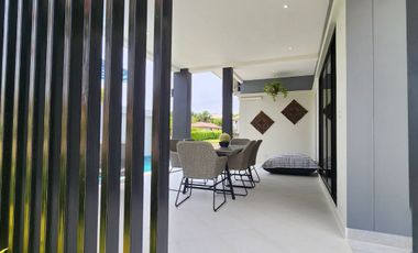 Seaside pool villa for sale! 3 bed 2 bath Salt pool, fully furnished, Ready to move in.  Price 6,600,000 baht