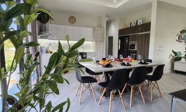 Seaside pool villa for sale! 3 bed 2 bath Salt pool, fully furnished, Ready to move in.  Price 6,600,000 baht