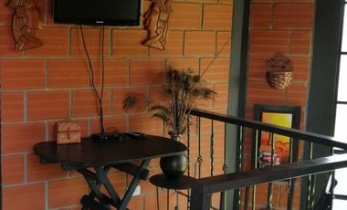 Casa campestre en venta, Santagueda, Palestina.