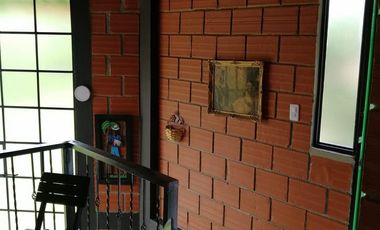 Casa campestre en venta, Santagueda, Palestina.