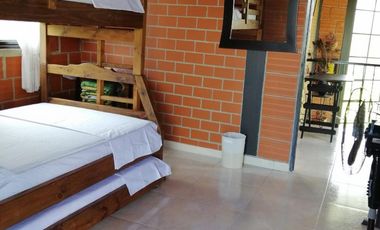 Casa campestre en venta, Santagueda, Palestina.