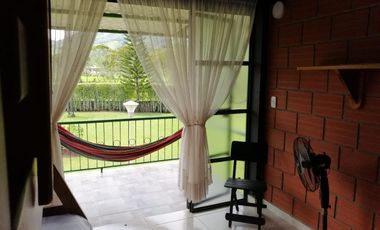 Casa campestre en venta, Santagueda, Palestina.