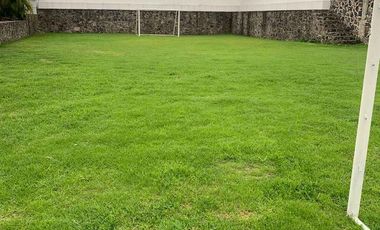 ¡Gran Oportunidad en Yautepec, Morelos!  Casa en Esquina con Amplias Amenidades y Excelente Ubicación