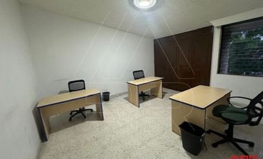 CASA USO DE SUELO MIXTO EN VENTA CERCA EXPO GUADALAJARA