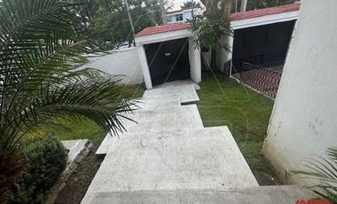 CASA USO DE SUELO MIXTO EN VENTA CERCA EXPO GUADALAJARA