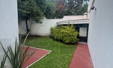 CASA USO DE SUELO MIXTO EN VENTA CERCA EXPO GUADALAJARA