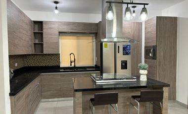 RENTA CASA AMUEBLADA ZONA NORTE