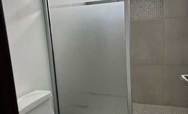 RENTA CASA AL NORTE EN PRIVADA