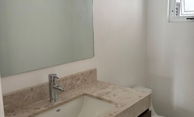 RENTA CASA AL NORTE EN PRIVADA