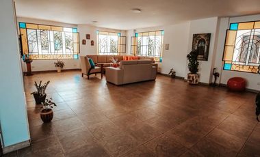 TE ALQUILO FINCA VILLA CONCHITA EN COPACABANA LLAMANOS AL3024173642 TE ESPERAMOS EN NUESTRAS INSTALACIONES.