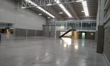 BODEGA 750M2 EQUIPADA EN PARQUE INDUSTRIAL SMARPARK