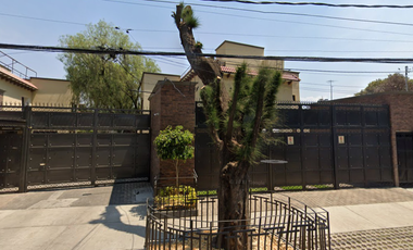 GRAN CASA EN REMATE
