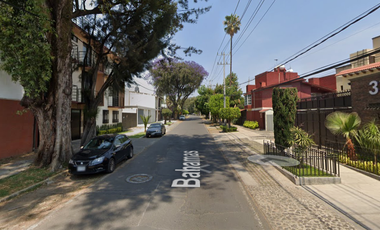 GRAN CASA EN REMATE