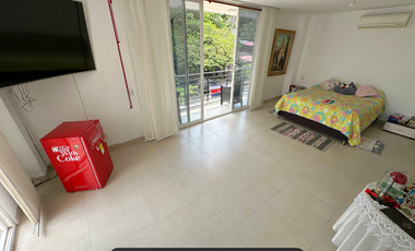 Amplia casa a la venta en el barrio Buque