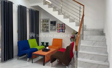 For Sale : Nice 2-Storey House Ready to Occupy Furnished SHM in Kota Wisata Cibubur Lt.187 m2 Lb.300 m2 P3.113.09.24 Pr hj