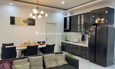 For Sale : Nice 2-Storey House Ready to Occupy Furnished SHM in Kota Wisata Cibubur Lt.187 m2 Lb.300 m2 P3.113.09.24 Pr hj