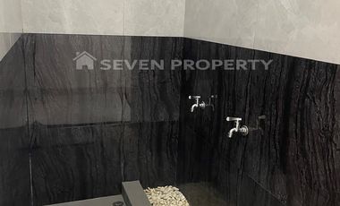For Sale : Nice 2-Storey House Ready to Occupy Furnished SHM in Kota Wisata Cibubur Lt.187 m2 Lb.300 m2 P3.113.09.24 Pr hj