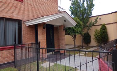 CASA EN VENTA EN CONDOMINIO DE POCAS CASAS CERCA ZONA HOSPITALES TOLUCA