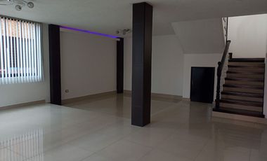 CASA EN VENTA EN CONDOMINIO DE POCAS CASAS CERCA ZONA HOSPITALES TOLUCA