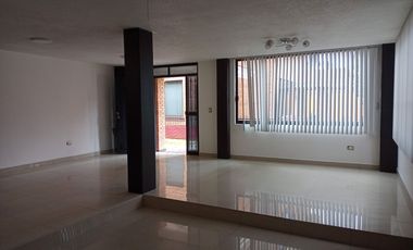 CASA EN VENTA EN CONDOMINIO DE POCAS CASAS CERCA ZONA HOSPITALES TOLUCA