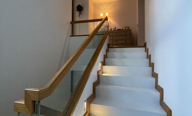 House for sale Parc Priva with lift on land: 87.8 sq.w., usable area 462 sq.m., 5 bedrooms, 5 bathrooms, tastefully decorated and imported furniture b
