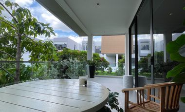 House for sale Parc Priva with lift on land: 87.8 sq.w., usable area 462 sq.m., 5 bedrooms, 5 bathrooms, tastefully decorated and imported furniture b