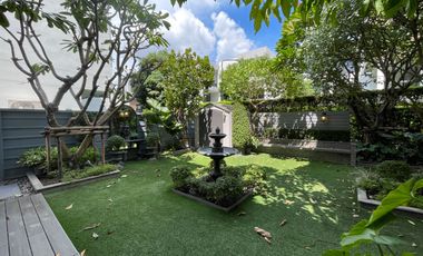 House for sale Parc Priva with lift on land: 87.8 sq.w., usable area 462 sq.m., 5 bedrooms, 5 bathrooms, tastefully decorated and imported furniture b