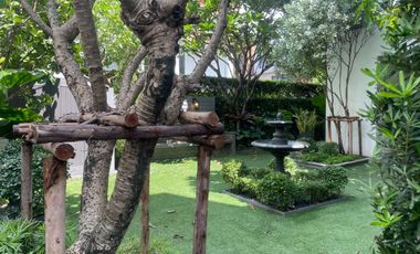 House for sale Parc Priva with lift on land: 87.8 sq.w., usable area 462 sq.m., 5 bedrooms, 5 bathrooms, tastefully decorated and imported furniture b