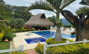 Alquilo Finca de Recreo en Girardota: PRECIO DÍA