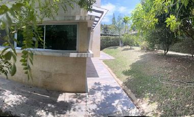 PANCE ARRIENDO AMPLIA CASA CONDOMINIO