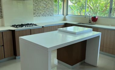 PANCE ARRIENDO AMPLIA CASA CONDOMINIO