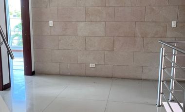 PANCE ARRIENDO AMPLIA CASA CONDOMINIO