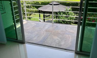 PANCE ARRIENDO AMPLIA CASA CONDOMINIO