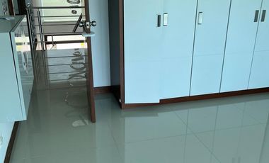 PANCE ARRIENDO AMPLIA CASA CONDOMINIO