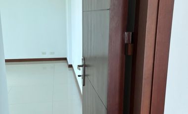 PANCE ARRIENDO AMPLIA CASA CONDOMINIO
