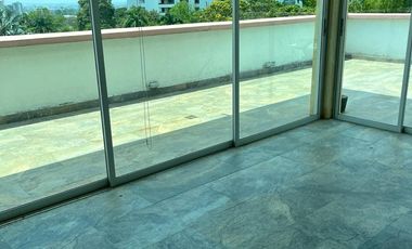 PANCE ARRIENDO AMPLIA CASA CONDOMINIO